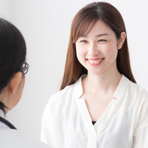 施術後の注意事項などご説明します。